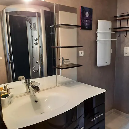 Hébergement de vacances à 650 M Maison Moderne 70m2 Saint-Pierre-la-Mer (Aude)